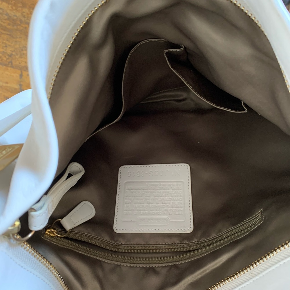 Coach white leather summer bag - Picture 3 of 3